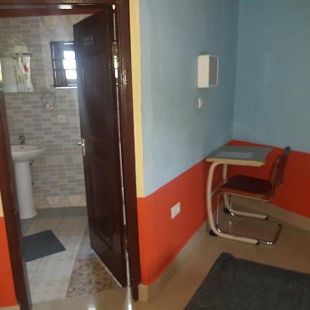 Bowman City Hotel Kpandu Buitenkant foto